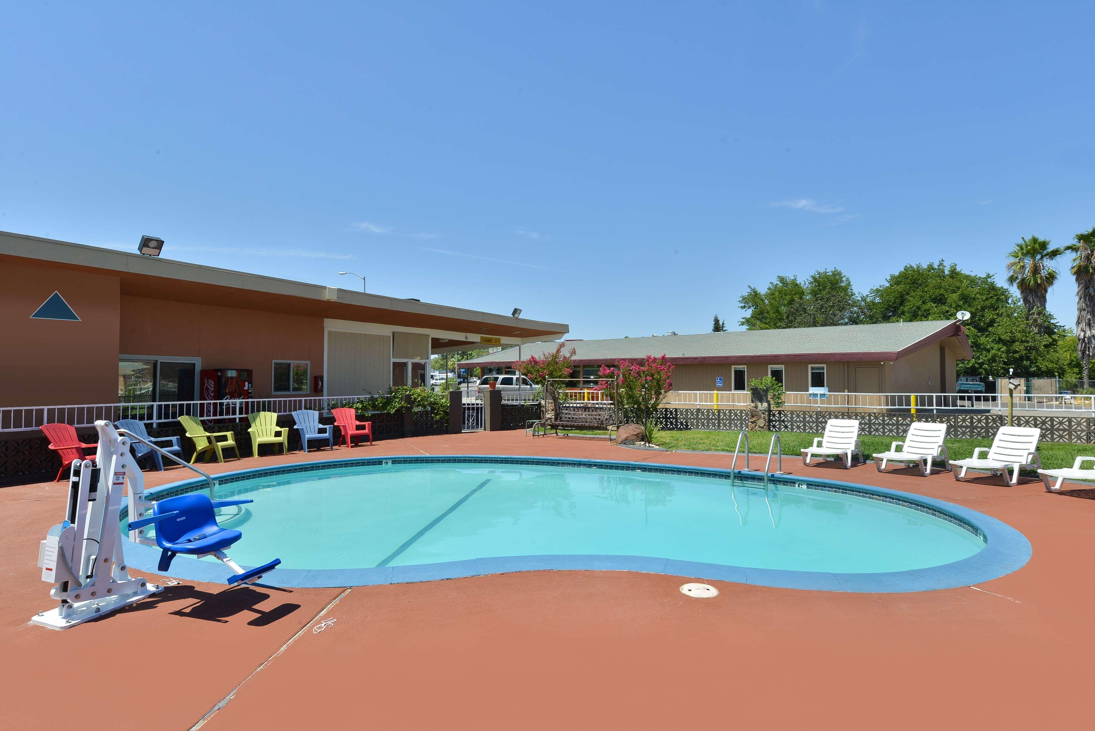 Hotel Dan Inn Barretos By Nacional Inn Extérieur photo