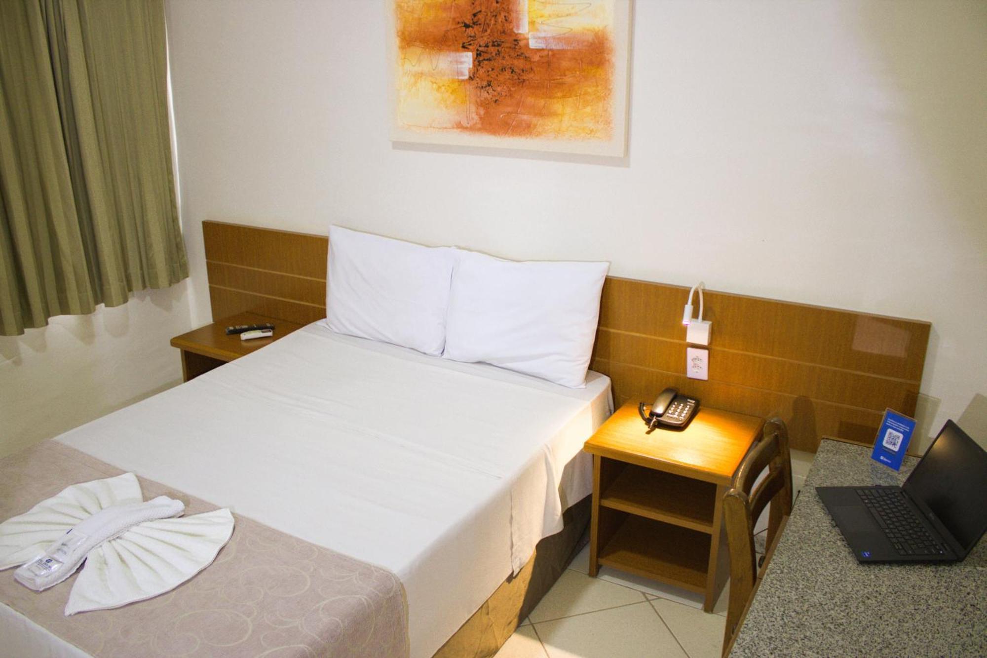 Hotel Dan Inn Barretos By Nacional Inn Extérieur photo