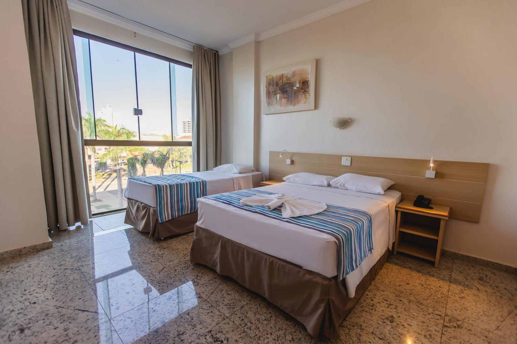 Hotel Dan Inn Barretos By Nacional Inn Extérieur photo